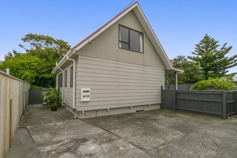 Photo of property in 22a Elizabeth Street, Moera, Lower Hutt, 5010