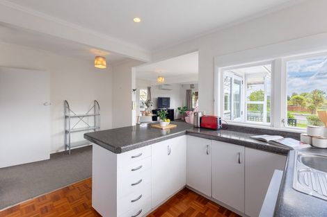 Photo of property in 174 Matai Road, Raumati Beach, Paraparaumu, 5032