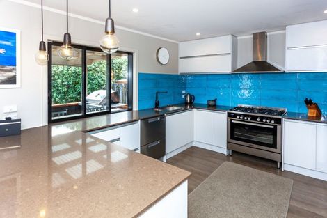 Photo of property in 219 Chartwell Avenue, Whangamata, 3620