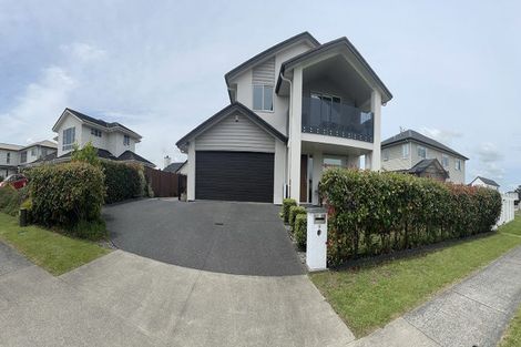 Photo of property in 50 Milano Boulevard, Karaka, Papakura, 2113