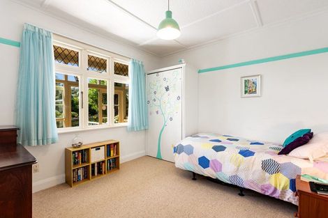 Photo of property in 98 Campbell Street, Karori, Wellington, 6012