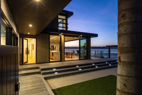 Photo of property in 17 Lansdowne Street, Bayswater, Auckland, 0622