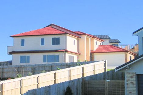 Photo of property in 21 Virginia Street, Henderson, Auckland, 0612