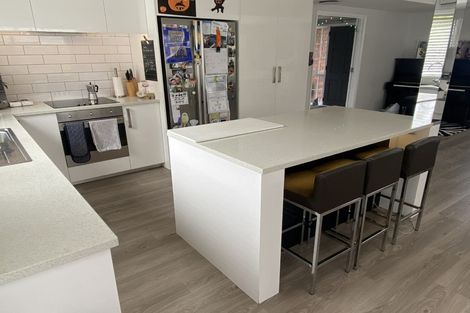 Photo of property in 73 Glenvar Road, Torbay, Auckland, 0630