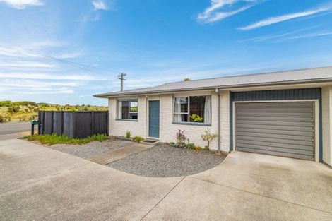 Photo of property in 1/335 Marine Parade, New Brighton, Christchurch, 8061