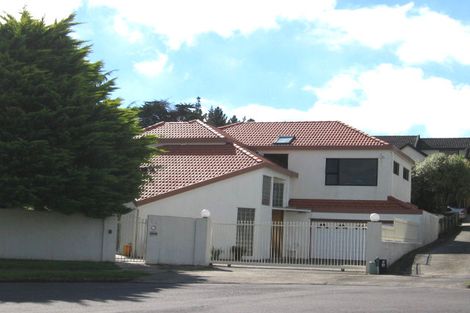 Photo of property in 17 Kaniere Place, Half Moon Bay, Auckland, 2012