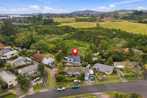 Photo of property in 10 Lochinvar Place, Hairini, Tauranga, 3112