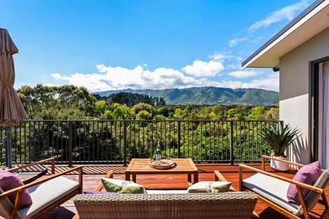 Photo of property in 15 Te Heke Place, Waikanae, 5036