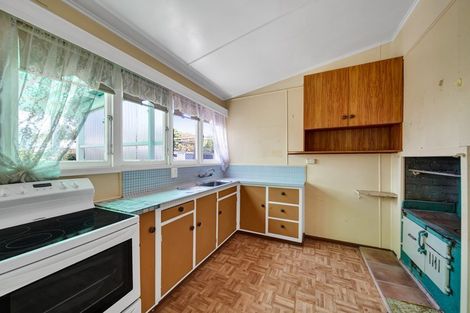 Photo of property in 67 Govett Avenue, Frankleigh Park, New Plymouth, 4310