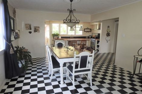 Photo of property in 1 Swan Street, Taihape, 4720