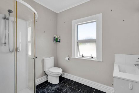 Photo of property in 76a Glover Road, Hawera, 4610