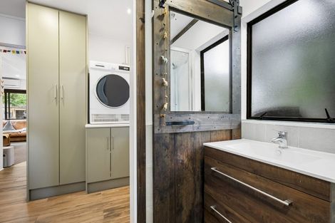 Photo of property in 3/128 Manuka Road, Bayview, Auckland, 0629