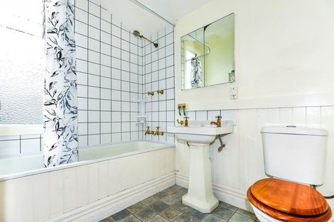 Photo of property in 1/96 Somerfield Street, Somerfield, Christchurch, 8024