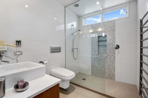 Photo of property in 7 Karori Crescent, Orakei, Auckland, 1071