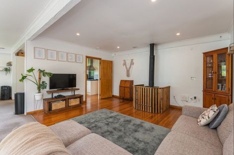 Photo of property in 418 Pahiatua Aokautere Road, Aokautere, Palmerston North, 4471