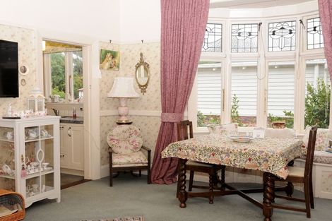 Photo of property in 1 Parsonage Road, Waimate, 7924