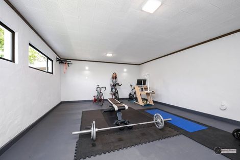 Photo of property in 6 Corrondella Grove, Belmont, Lower Hutt, 5010