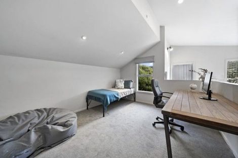 Photo of property in 9 Duncan Street, Tawa, Wellington, 5028
