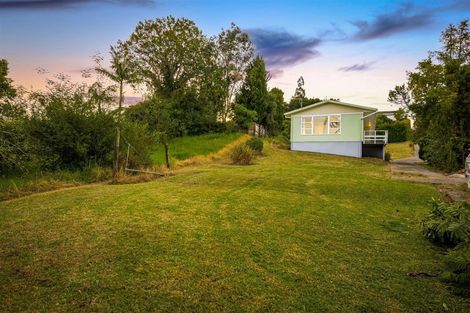 Photo of property in 419 Don Buck Road, Massey, Auckland, 0614