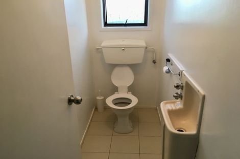 Photo of property in 77 Angelo Avenue, Howick, Auckland, 2014