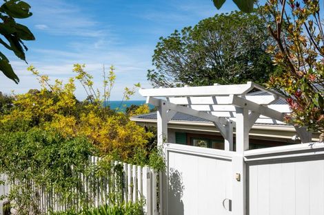 Photo of property in 11 Lucy Road, Bluff Hill, Napier, 4110