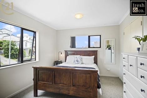 Photo of property in 175 Keri Vista Rise, Papakura, 2110