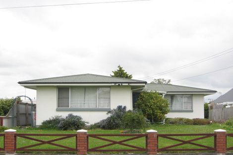 Photo of property in 33 Munro Street, Redwood, Christchurch, 8051