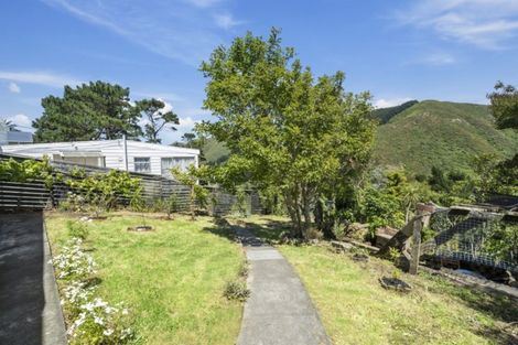 Photo of property in 50 Montreal Grove, Kingston, Wellington, 6021