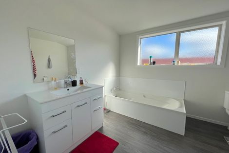 Photo of property in 23 Grimsby Grove, Wainuiomata, Lower Hutt, 5014