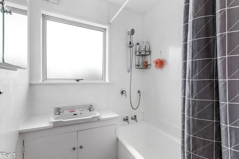 Photo of property in 1/3 Ngaio Gorge Road, Ngaio, Wellington, 6035