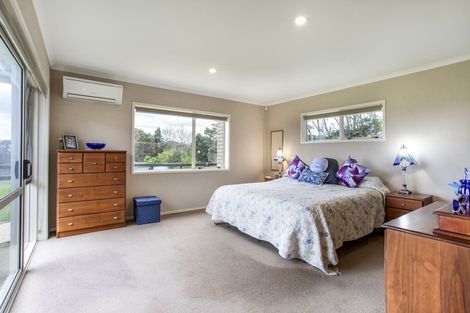 Photo of property in 126 Wilson Road, South Head, Helensville, 0874