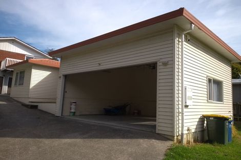 Photo of property in 1/41 Ellice Road, Totara Vale, Auckland, 0629