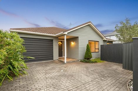 Photo of property in 49 Satara Crescent, Khandallah, Wellington, 6035