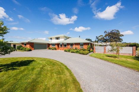 Photo of property in 19 Barnett Drive, Marton, 4710