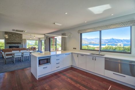Photo of property in 314 Beacon Point Road, Wanaka, 9305