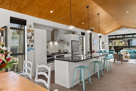 Photo of property in 6 Stamper Lane, Arthurs Point, Queenstown, 9371