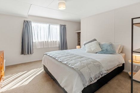 Photo of property in 3 Hattaway Avenue, Bucklands Beach, Auckland, 2012