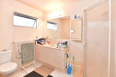 Photo of property in 35 Totara Road, Stanmore Bay, Whangaparaoa, 0932