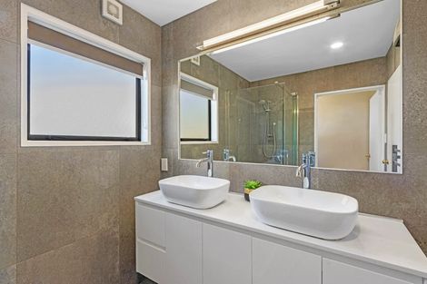 Photo of property in 29 Greystoke Lane, Avonhead, Christchurch, 8042