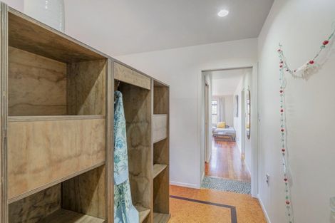 Photo of property in 24 Pye Place, Hot Water Beach, Whitianga, 3591