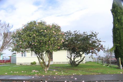 Photo of property in 716 Huia Street, Camberley, Hastings, 4120