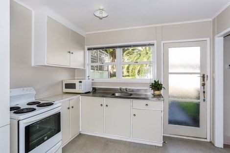 Photo of property in 65c Victoria Street, Coromandel, 3506