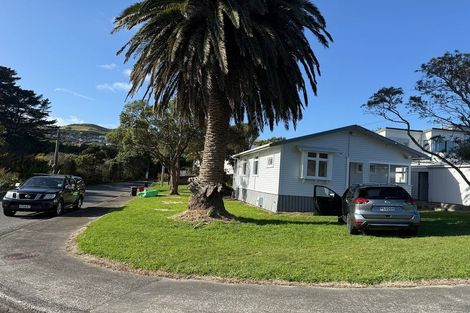 Photo of property in 34 Tawa Terrace, Tawa, Wellington, 5028