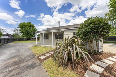 Photo of property in 23 Chadwick Place, Highbury, Palmerston North, 4412