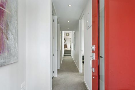 Photo of property in 15b Verran Road, Birkenhead, Auckland, 0626