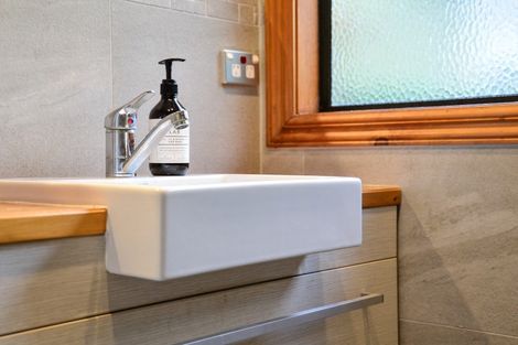 Photo of property in 27b Opoia Road, Hamilton East, Hamilton, 3216