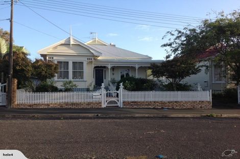 Photo of property in 7 Grahame Street, Devonport, Auckland, 0624
