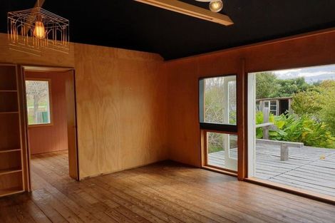 Photo of property in 1 Shaw Road, Eskdale, Napier, 4182