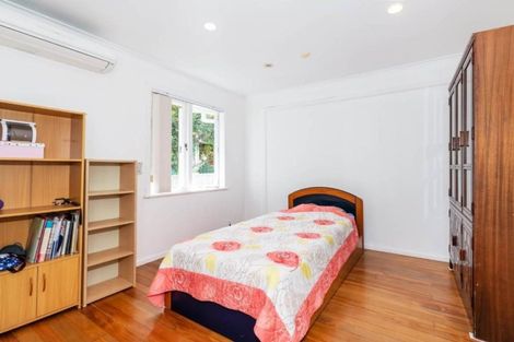 Photo of property in 178 Lincoln Road, Henderson, Auckland, 0610