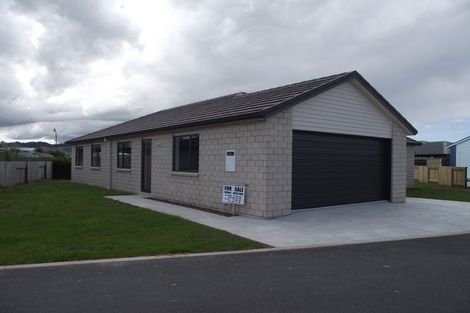 Photo of property in 30 Reel Road, Athenree, Waihi Beach, 3611